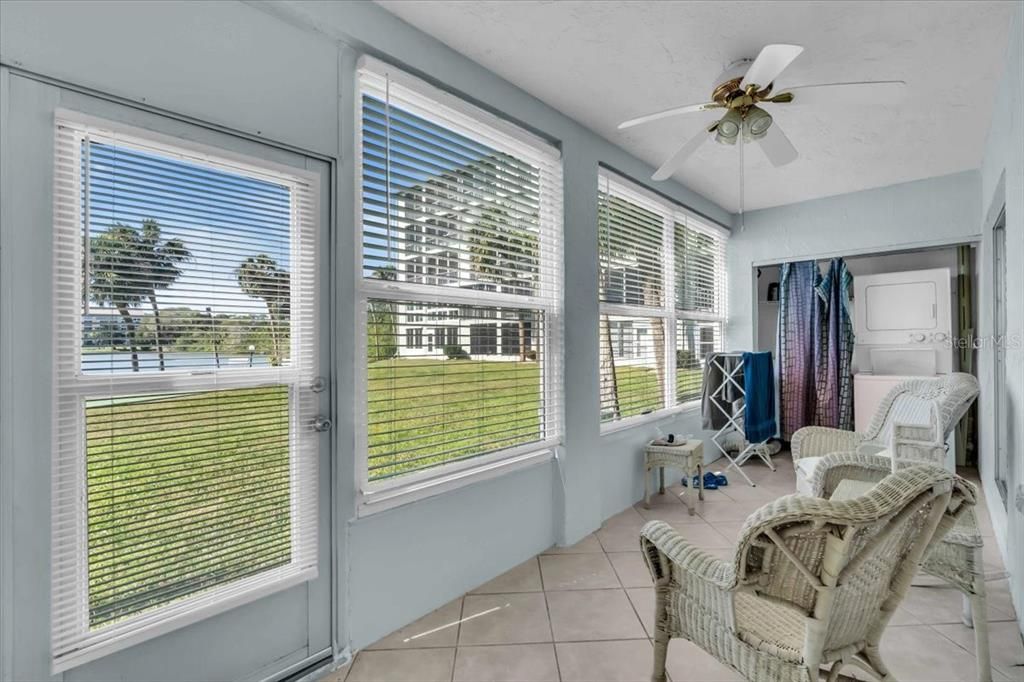 Active With Contract: $190,000 (2 beds, 2 baths, 1144 Square Feet)