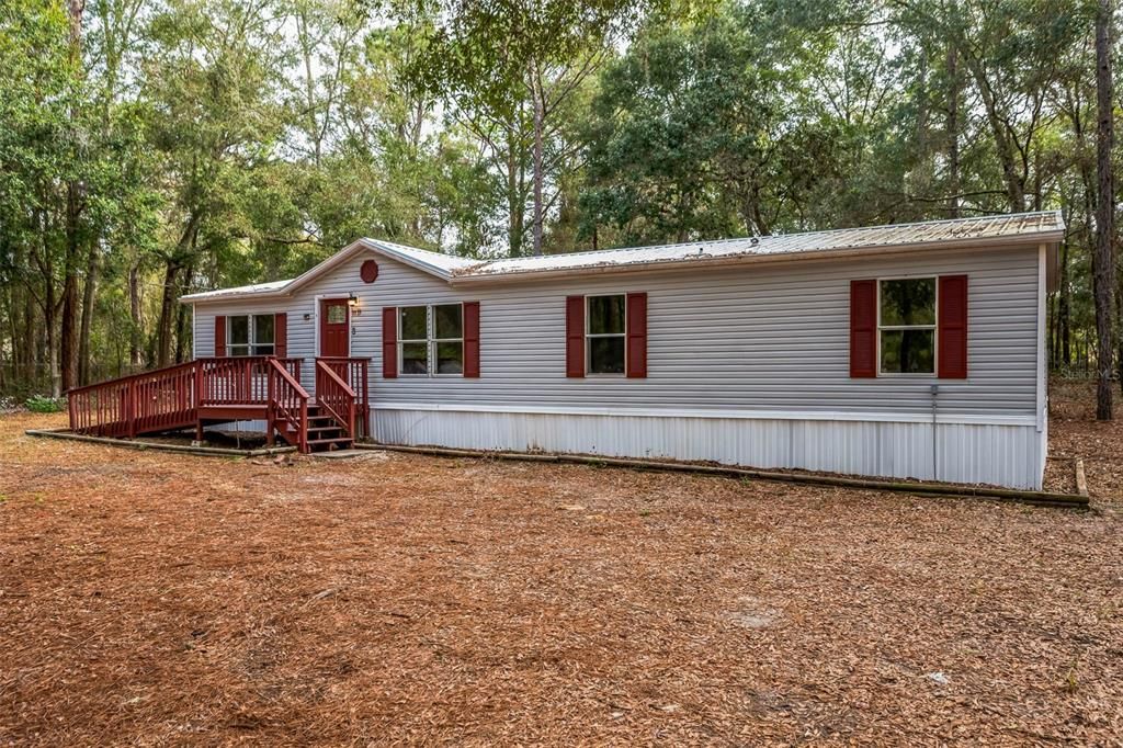 Recently Sold: $229,900 (3 beds, 2 baths, 1352 Square Feet)