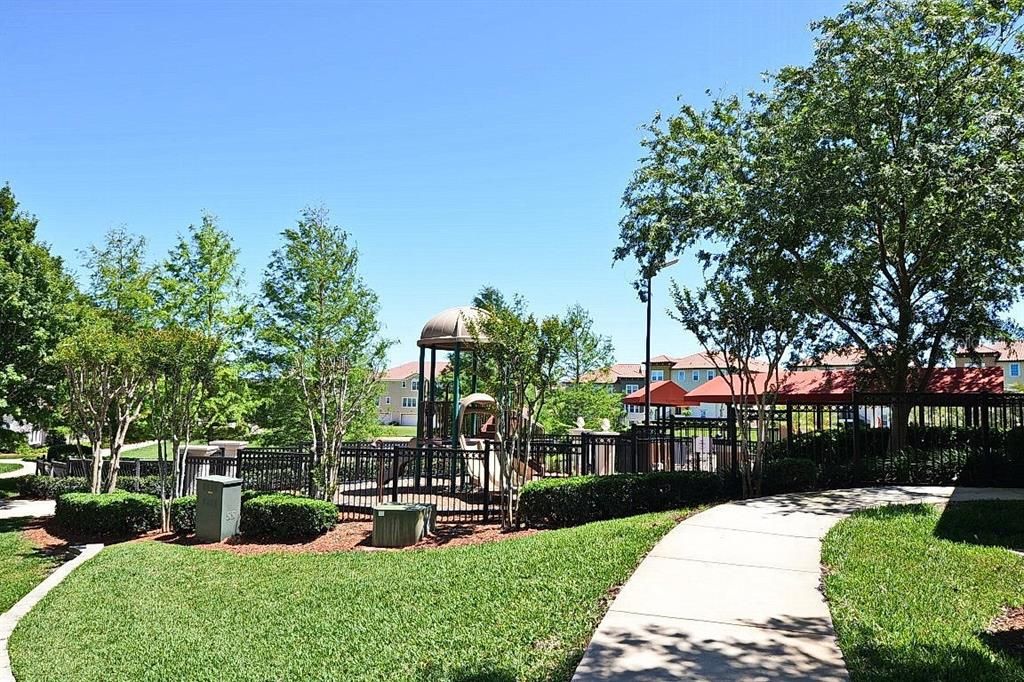 待售: $395,400 (4 贝兹, 3 浴室, 2132 平方英尺)