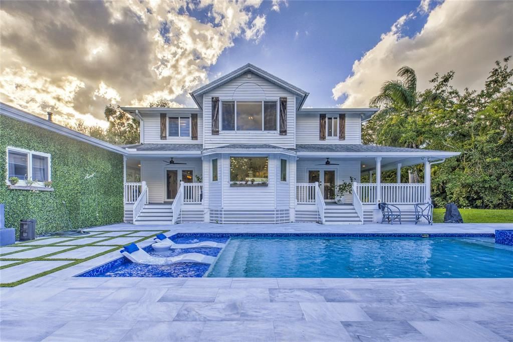 Active With Contract: $2,300,000 (5 beds, 4 baths, 3496 Square Feet)