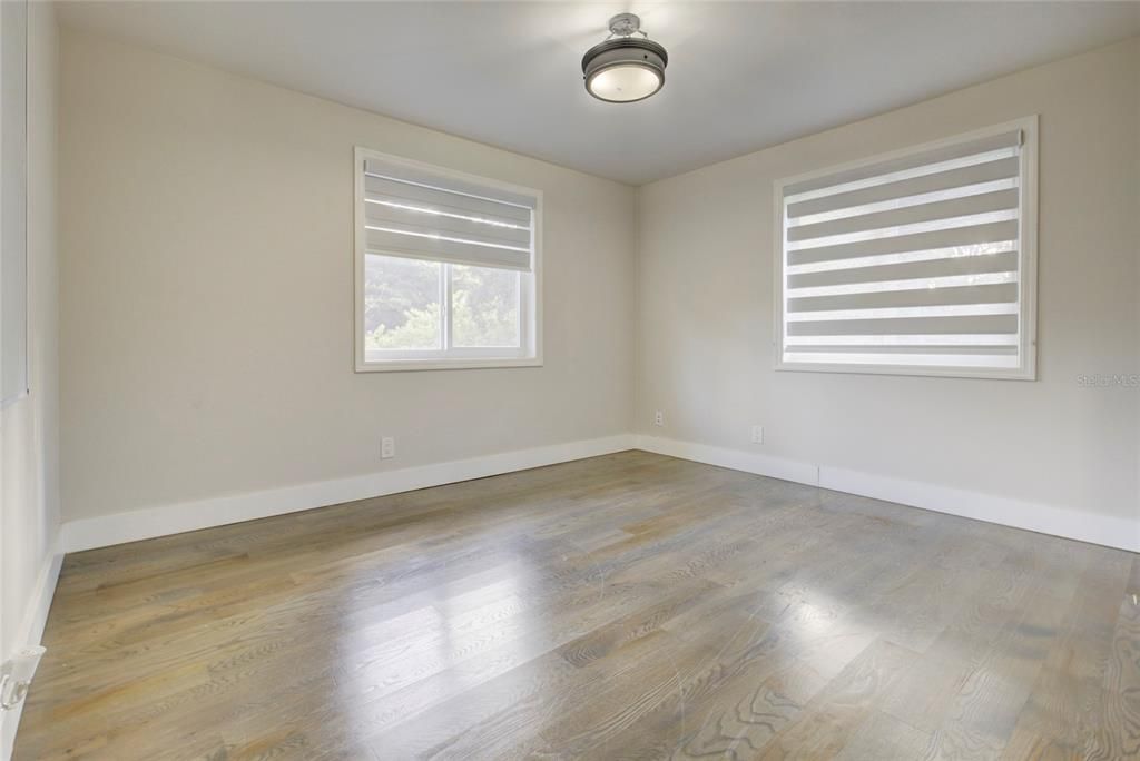 Active With Contract: $2,300,000 (5 beds, 4 baths, 3496 Square Feet)