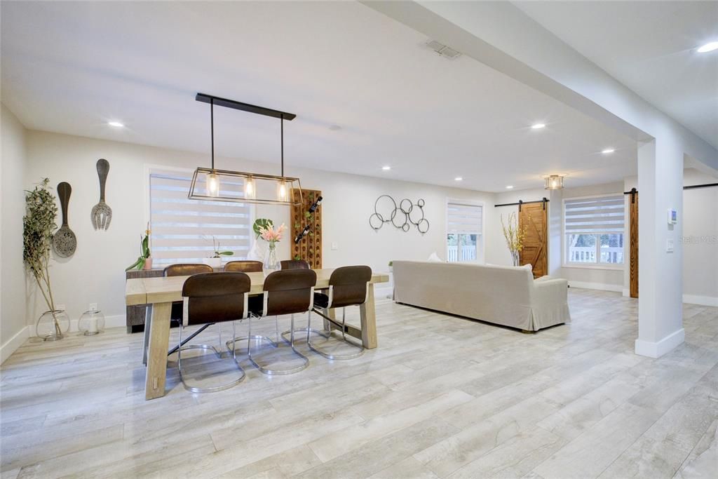 Active With Contract: $2,300,000 (5 beds, 4 baths, 3496 Square Feet)