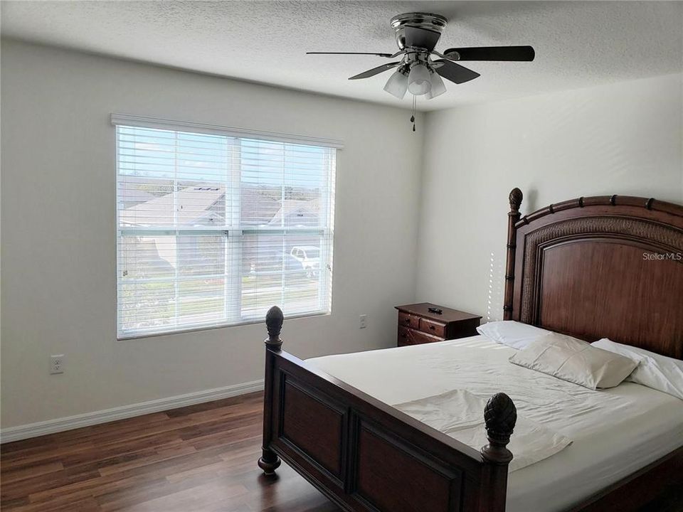 В аренду: $650 (1 спален, 1 ванн, 850 Квадратных фут)