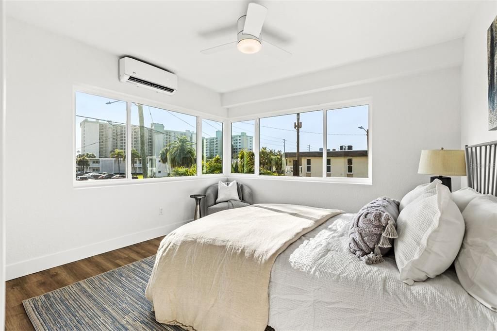 For Sale: $1,999,900 (6 beds, 0 baths, 2938 Square Feet)