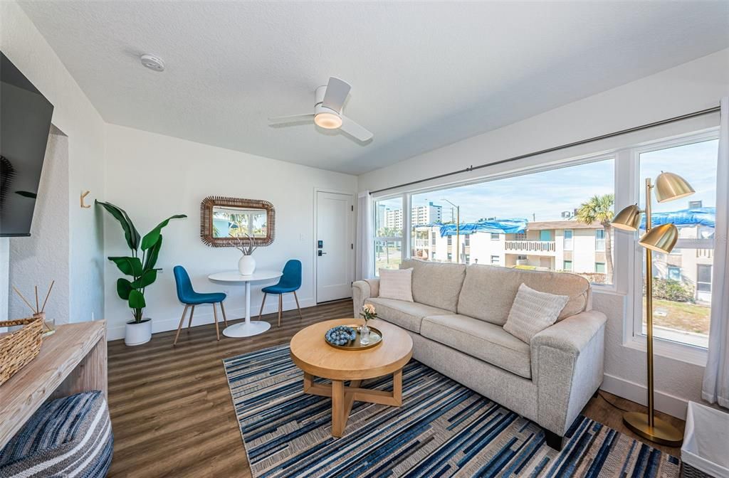 For Sale: $1,999,900 (6 beds, 0 baths, 2938 Square Feet)