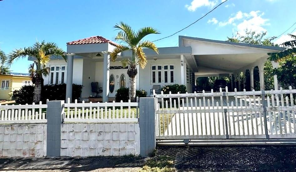 Recently Sold: $390,000 (4 beds, 4 baths, 2000 Square Feet)