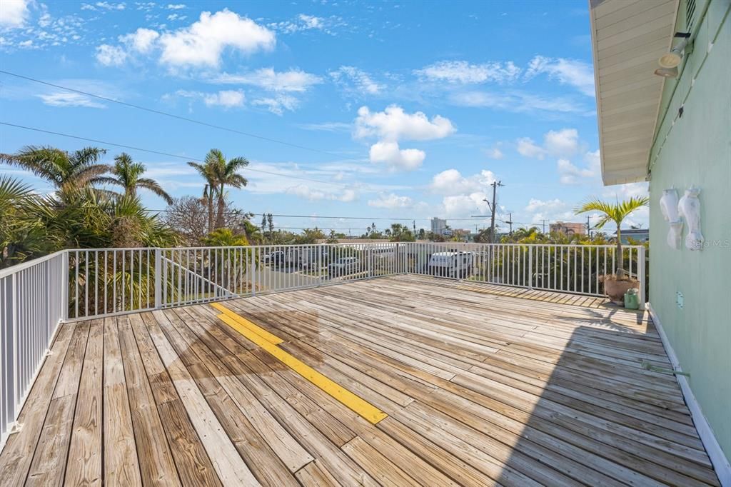 待售: $1,200,000 (5 贝兹, 0 浴室, 2736 平方英尺)