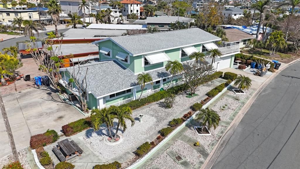 待售: $1,200,000 (5 贝兹, 0 浴室, 2736 平方英尺)