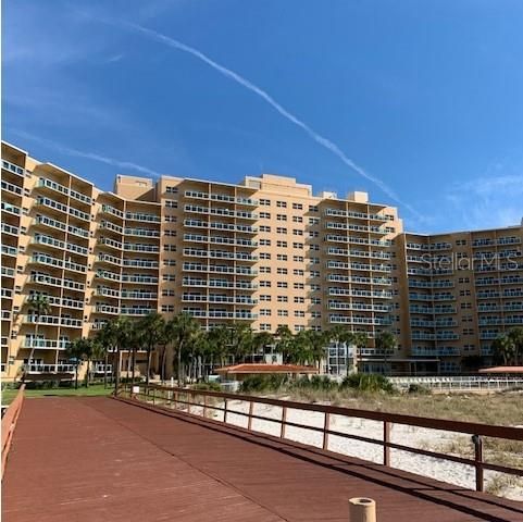 出租: $2,200 (0 贝兹, 1 浴室, 475 平方英尺)