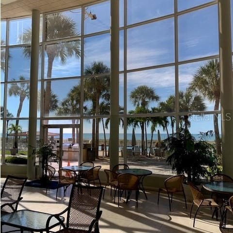 出租: $2,200 (0 贝兹, 1 浴室, 475 平方英尺)