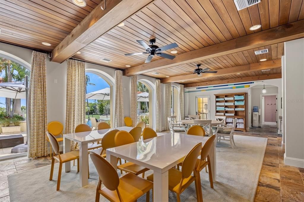 待售: $20,000,000 (6 贝兹, 7 浴室, 8929 平方英尺)