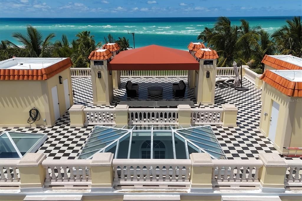 待售: $20,000,000 (6 贝兹, 7 浴室, 8929 平方英尺)