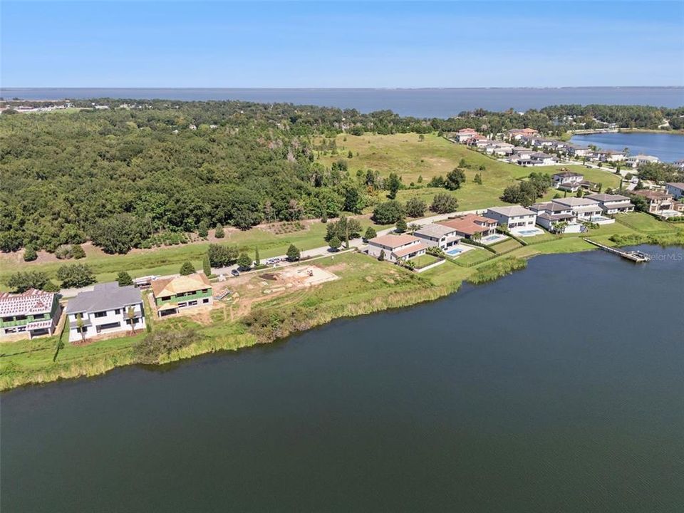 На продажу: $797,000 (0.31 acres)