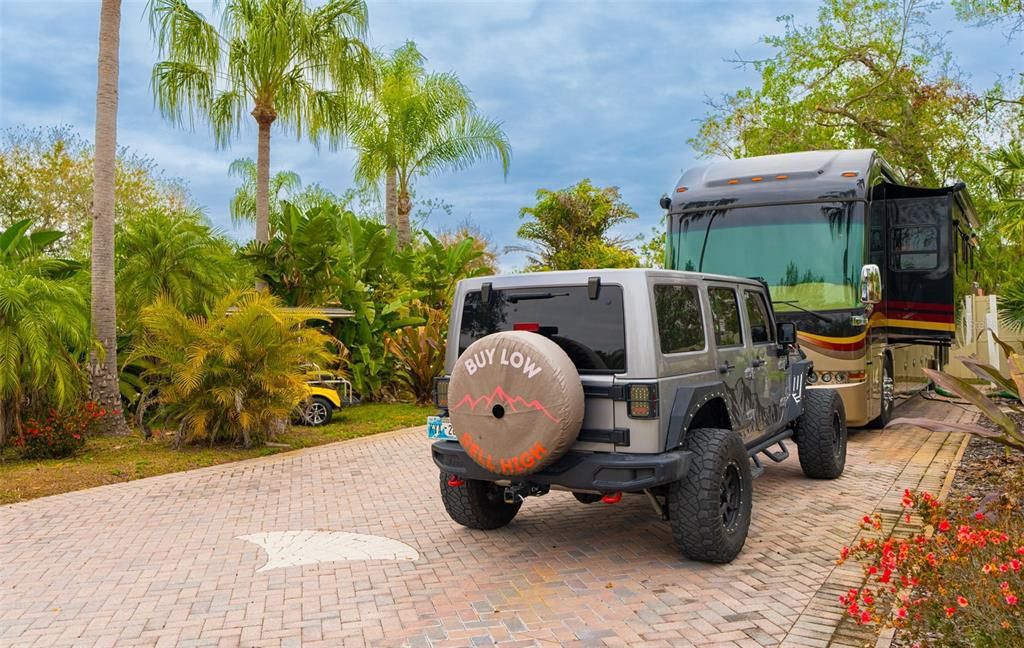 En Venta: $214,500 (0.09 acres)