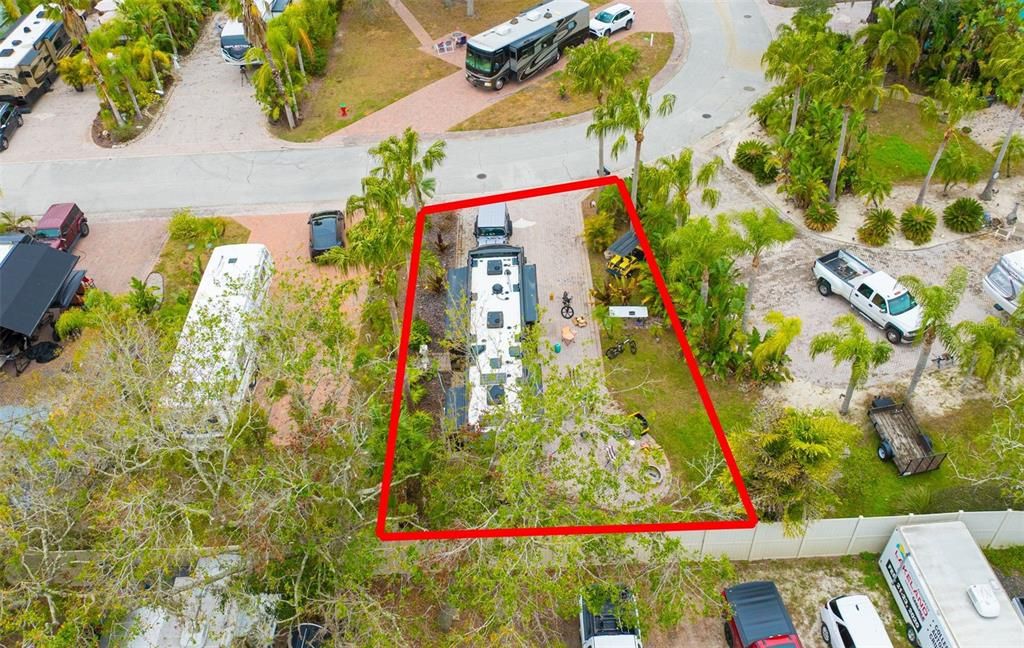 En Venta: $214,500 (0.09 acres)