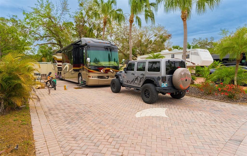 En Venta: $214,500 (0.09 acres)