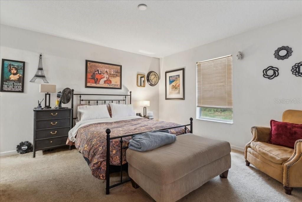 For Sale: $469,000 (6 beds, 0 baths, 2477 Square Feet)