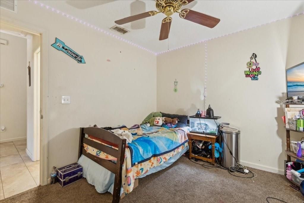 For Sale: $469,000 (6 beds, 0 baths, 2477 Square Feet)