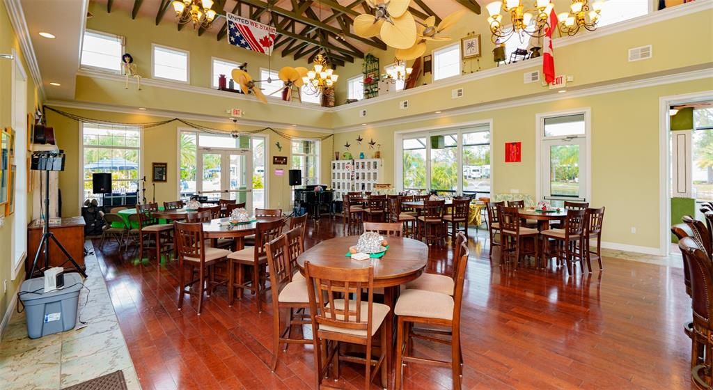 待售: $214,500 (0.08 acres)