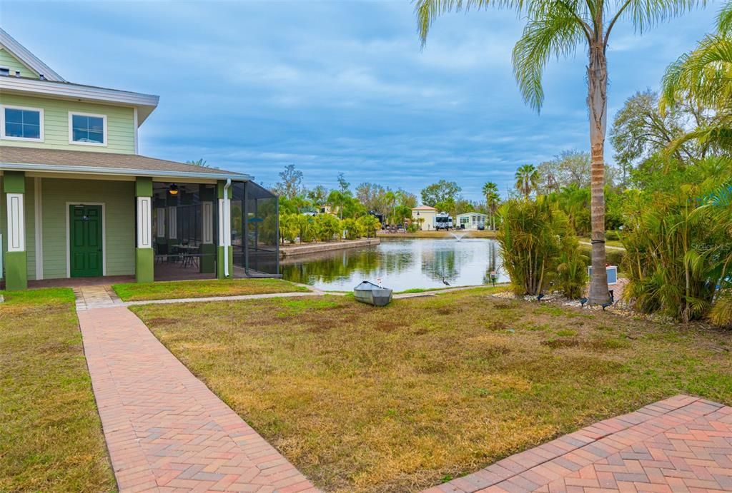 待售: $214,500 (0.08 acres)