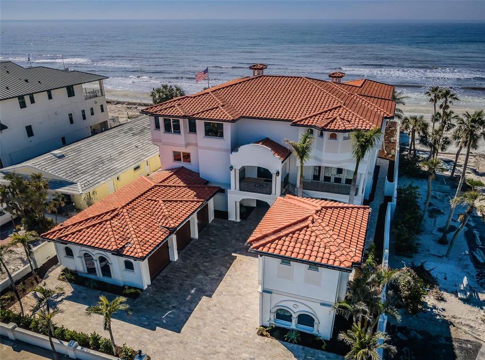 For Sale: $8,495,000 (5 beds, 5 baths, 6528 Square Feet)