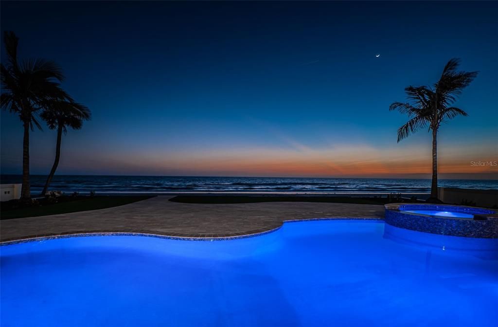 For Sale: $8,495,000 (5 beds, 5 baths, 6528 Square Feet)