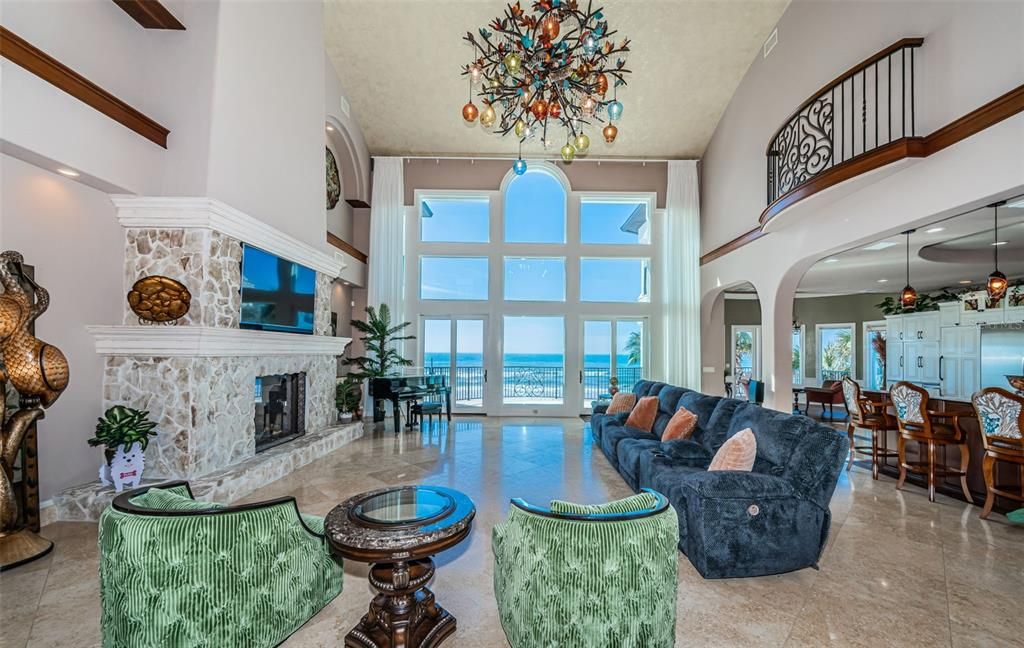 For Sale: $8,495,000 (5 beds, 5 baths, 6528 Square Feet)