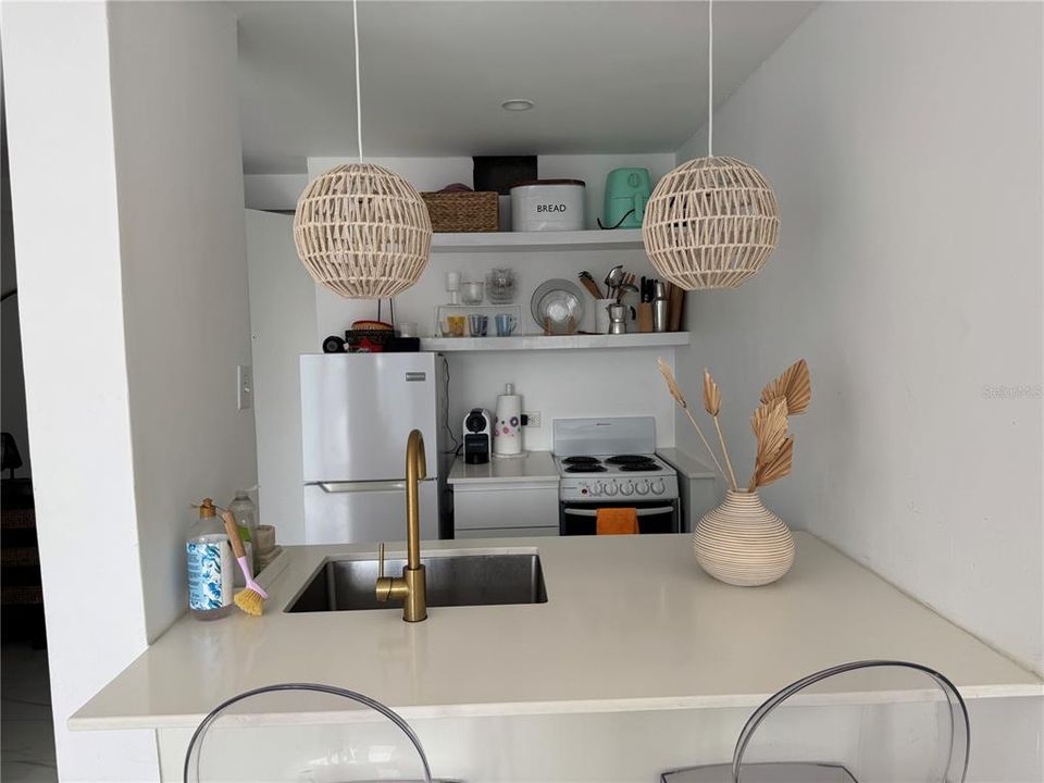 На продажу: $290,000 (1 спален, 1 ванн, 468 Квадратных фут)