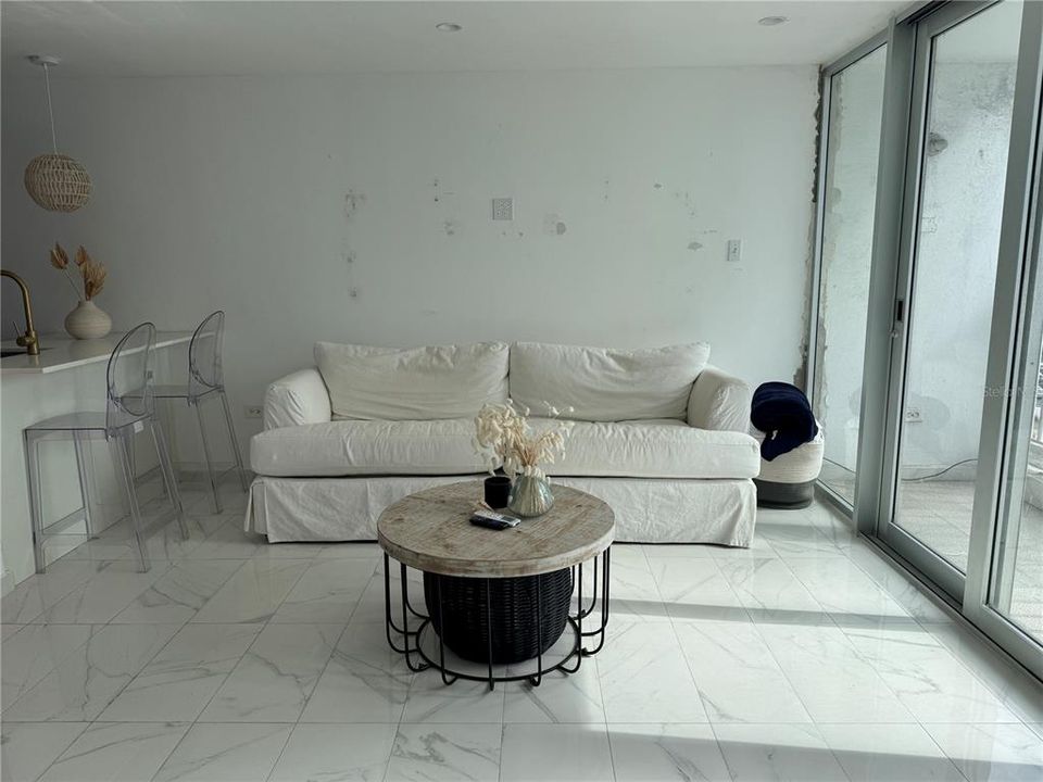 На продажу: $290,000 (1 спален, 1 ванн, 468 Квадратных фут)