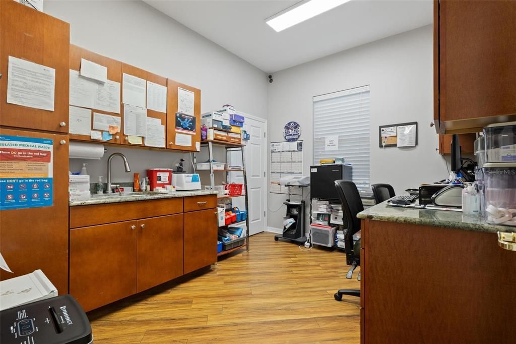 For Sale: $3,900,000 (0 beds, 0 baths, 3000 Square Feet)