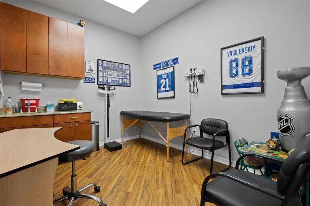 For Sale: $3,900,000 (0 beds, 0 baths, 3000 Square Feet)