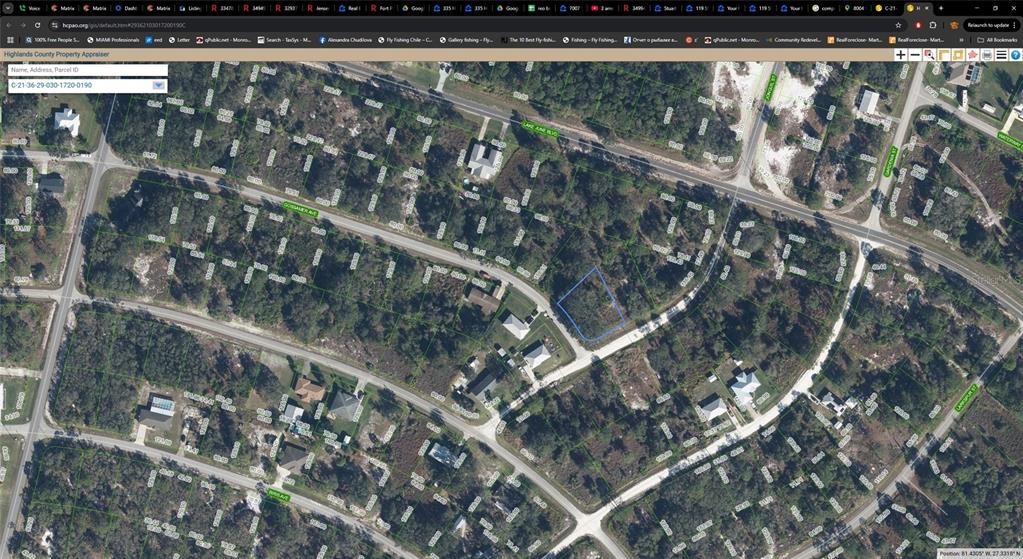 En Venta: $28,000 (0.27 acres)