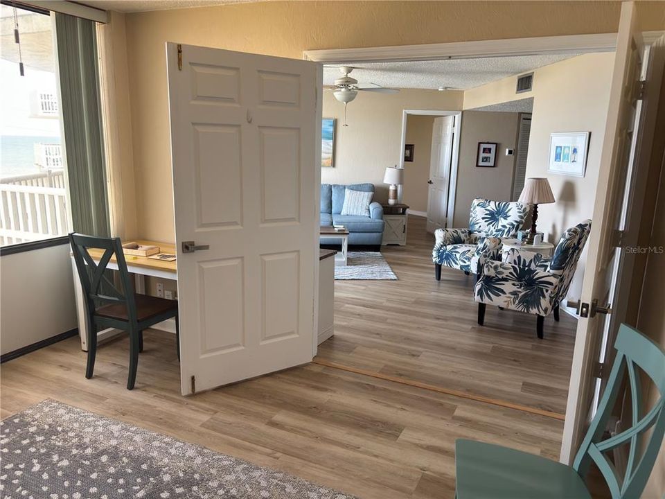 En Venta: $449,000 (3 camas, 2 baños, 1476 Pies cuadrados)