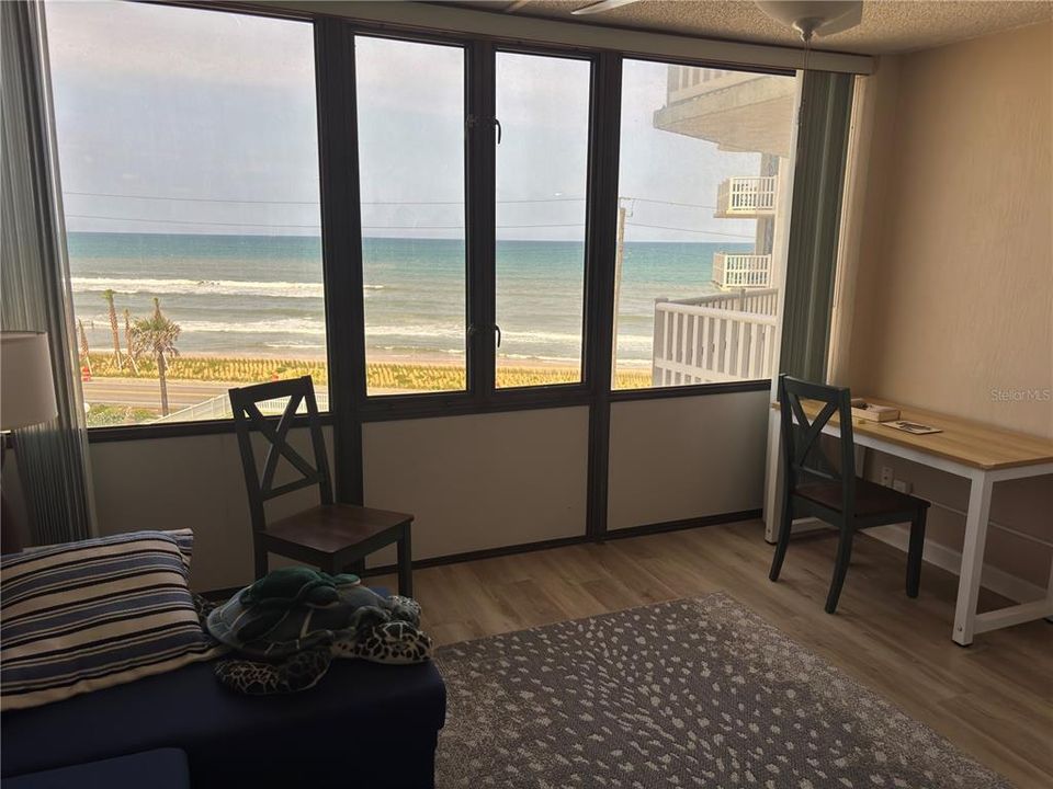 En Venta: $449,000 (3 camas, 2 baños, 1476 Pies cuadrados)