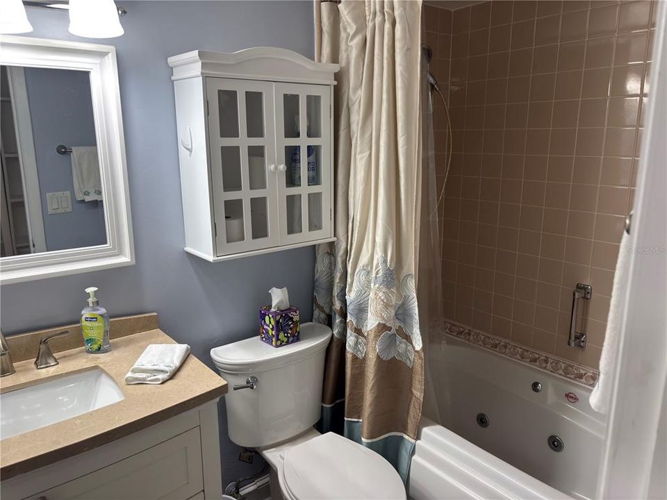 En Venta: $449,000 (3 camas, 2 baños, 1476 Pies cuadrados)