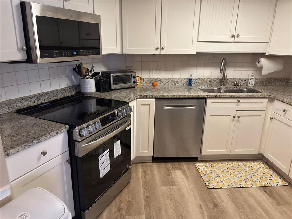 En Venta: $449,000 (3 camas, 2 baños, 1476 Pies cuadrados)