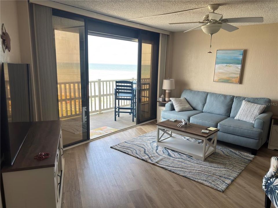 En Venta: $449,000 (3 camas, 2 baños, 1476 Pies cuadrados)