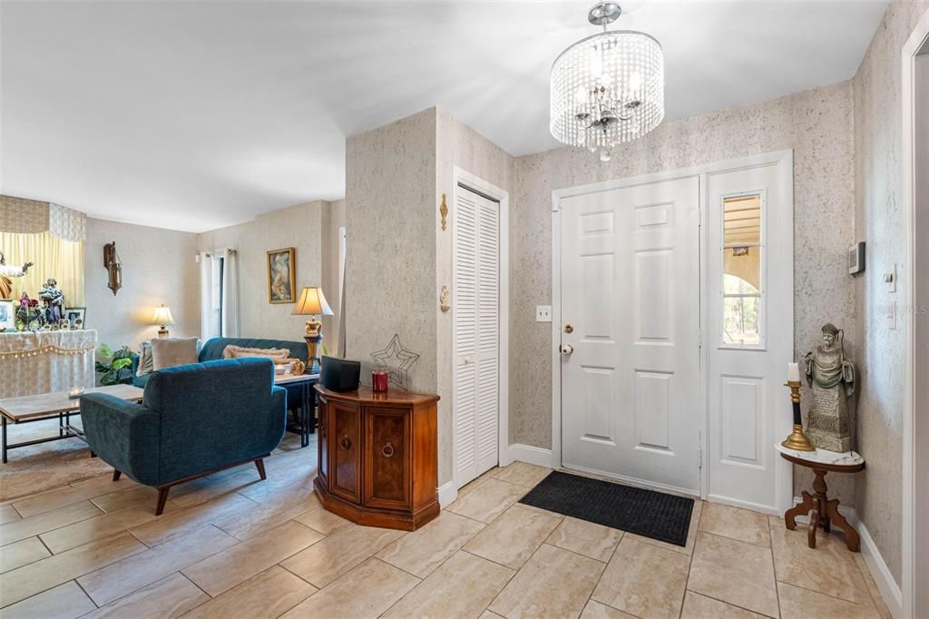 待售: $496,000 (3 贝兹, 2 浴室, 1493 平方英尺)