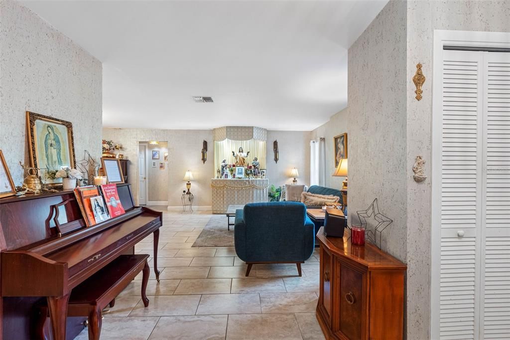 待售: $496,000 (3 贝兹, 2 浴室, 1493 平方英尺)