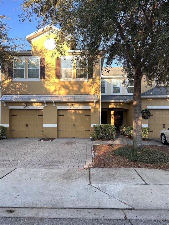 Недавно продано: $309,000 (3 спален, 2 ванн, 1512 Квадратных фут)