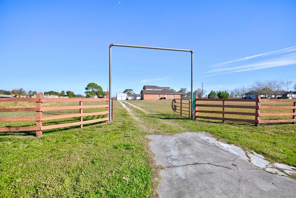 待售: $655,000 (4 贝兹, 3 浴室, 3364 平方英尺)