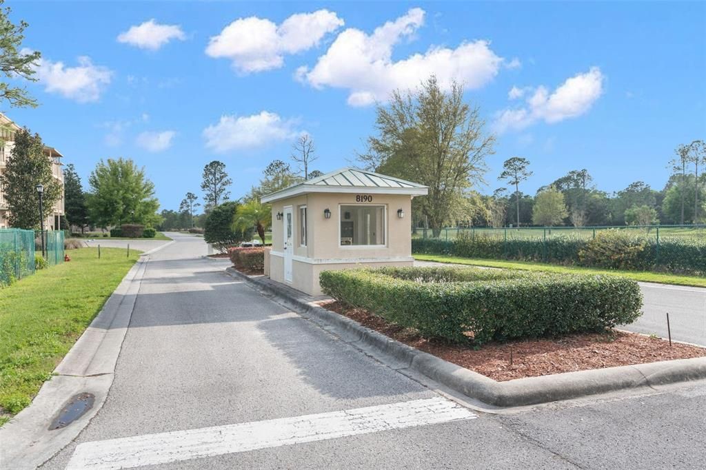 На продажу: $191,900 (2 спален, 2 ванн, 1674 Квадратных фут)