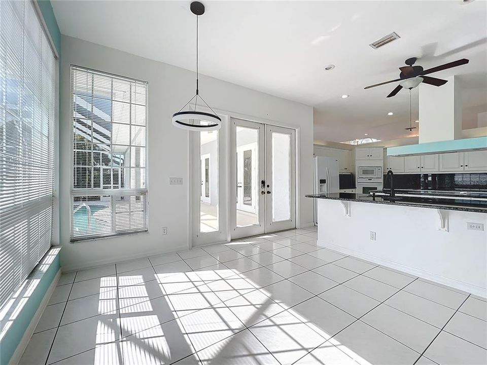 For Sale: $775,000 (4 beds, 2 baths, 3101 Square Feet)