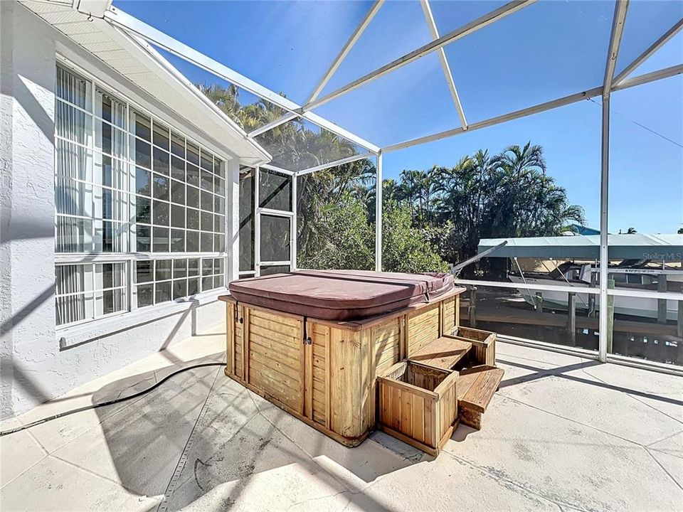 For Sale: $775,000 (4 beds, 2 baths, 3101 Square Feet)