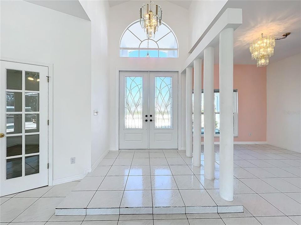 For Sale: $775,000 (4 beds, 2 baths, 3101 Square Feet)