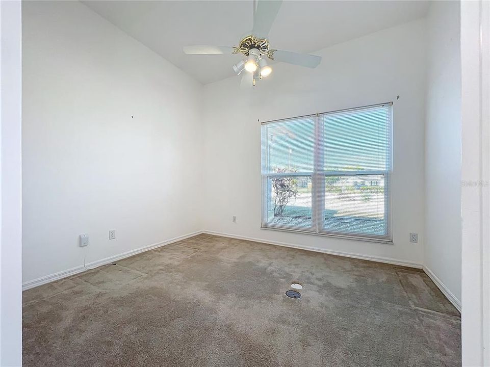 For Sale: $775,000 (4 beds, 2 baths, 3101 Square Feet)