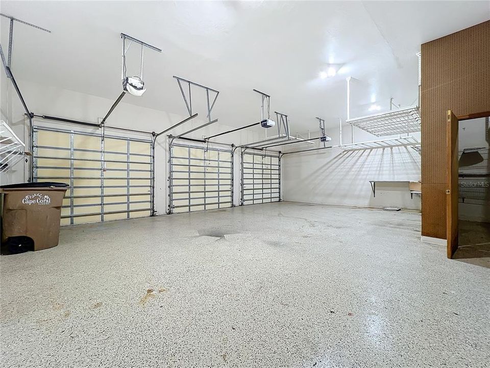 For Sale: $775,000 (4 beds, 2 baths, 3101 Square Feet)