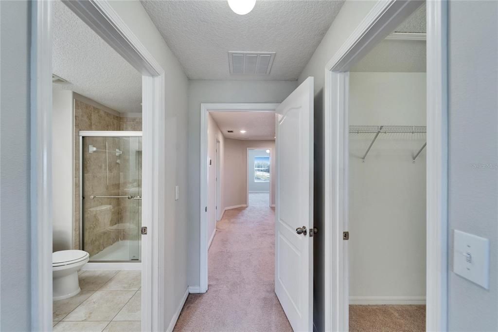 Active With Contract: $234,999 (2 beds, 2 baths, 1462 Square Feet)