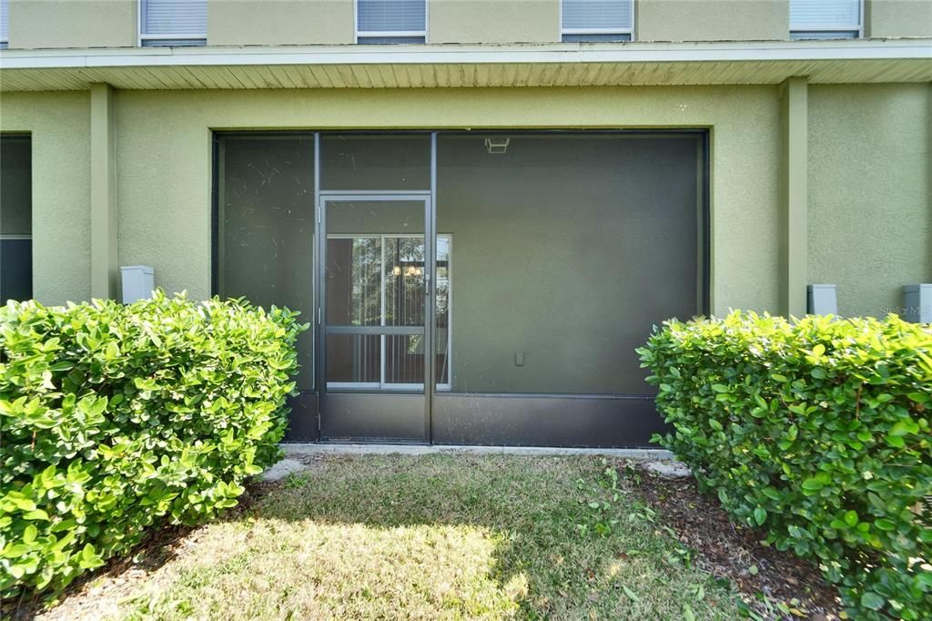 Active With Contract: $234,999 (2 beds, 2 baths, 1462 Square Feet)