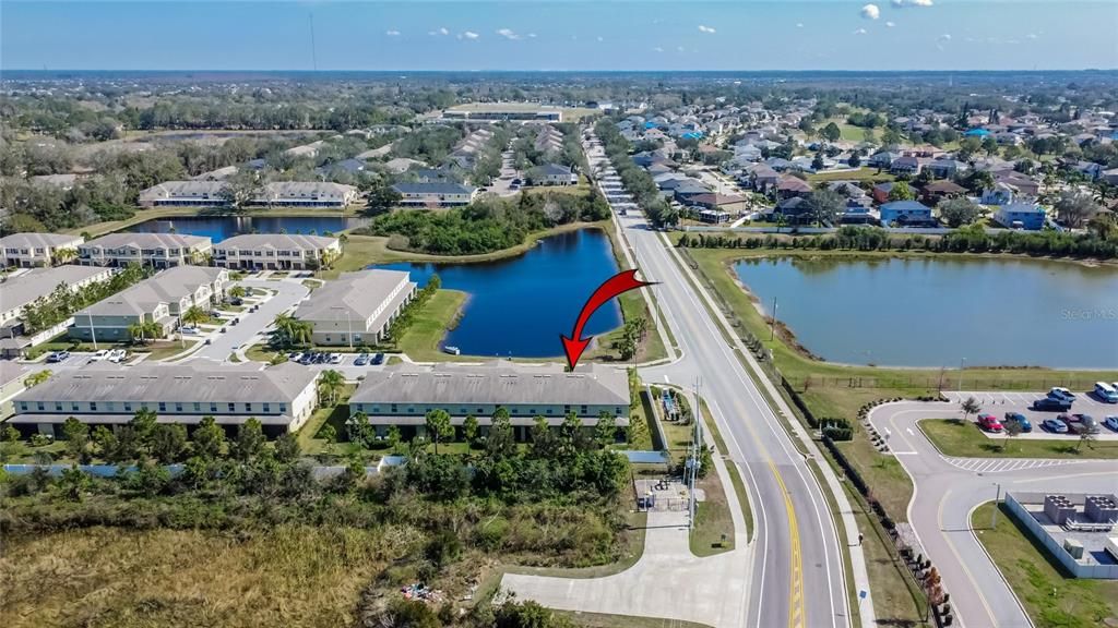 Active With Contract: $234,999 (2 beds, 2 baths, 1462 Square Feet)